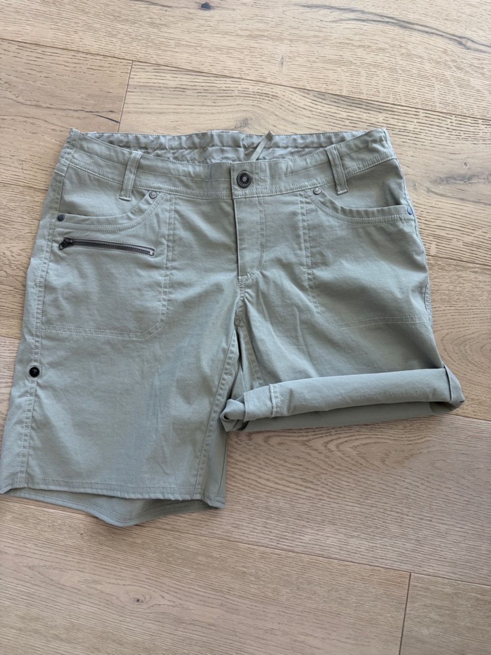 Kuhl Shorts Kliffside Air Roll-Up Shorts Women's Nylon Hiking Outdoors Size 10 - Picture 2 of 6